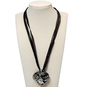 Wire Wrapped Heart Pendant Necklace Lace 16" Unsigned